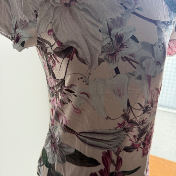 All Saints Bela Leondra Tee in Soft Pink Size Medium - Picture 2 of 8